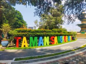 投稿についてもっと詳しく 観光客に人気のSangkareang公園